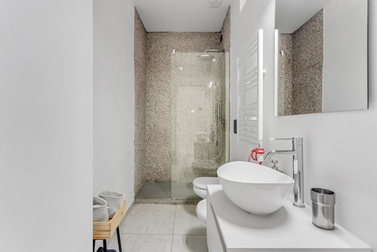 Metro M1 - Smart Home, Fast Free Wifi & Netflix Милан Экстерьер фото