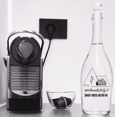 Metro M1 - Smart Home, Fast Free Wifi & Netflix Милан Экстерьер фото